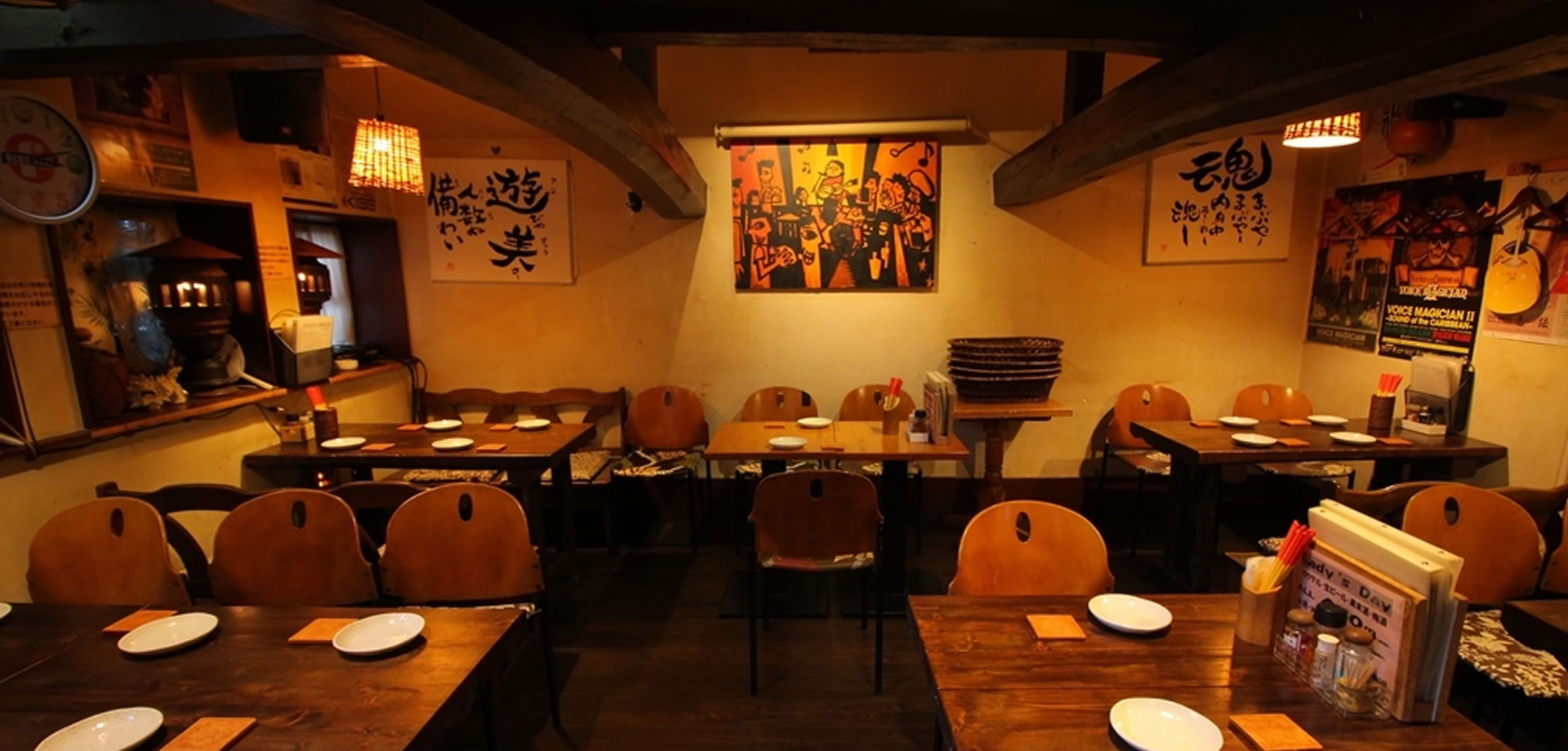 沖縄料理と島酒と音楽